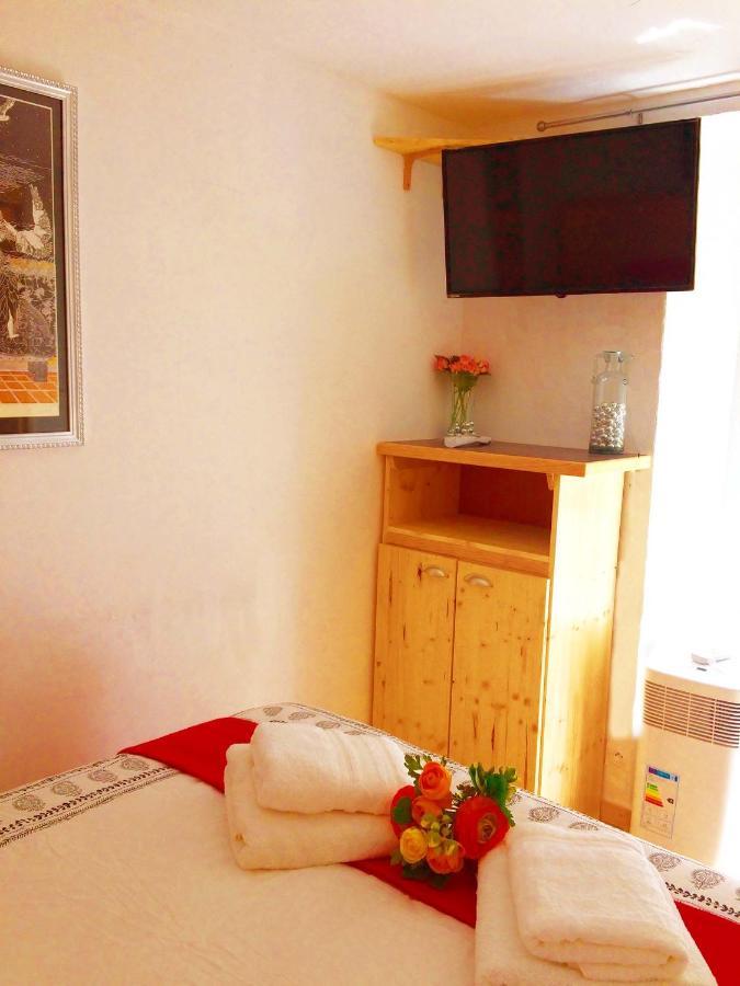Franreal, 4 Appartements Sarlat-la-Canéda Exterior foto